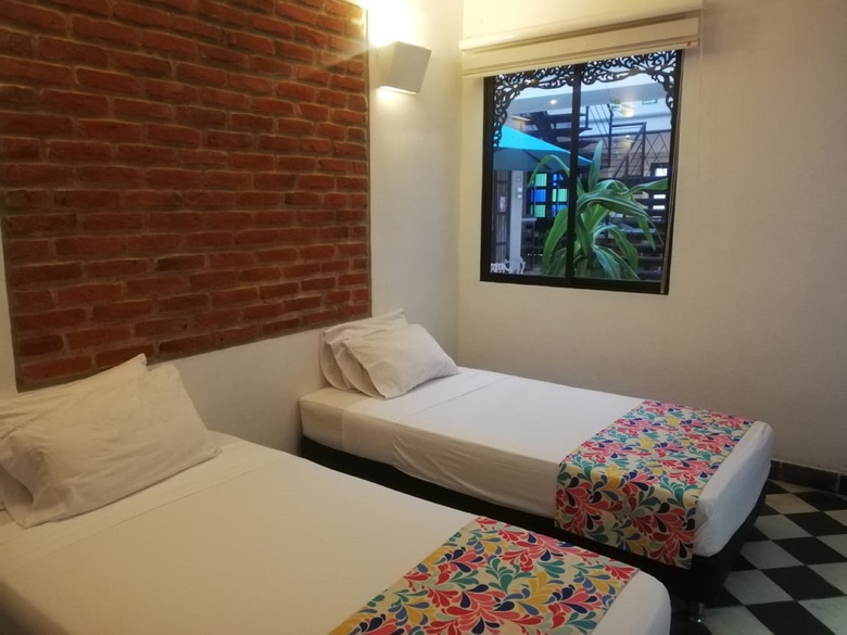 Hotel La Calzada Del Santo
