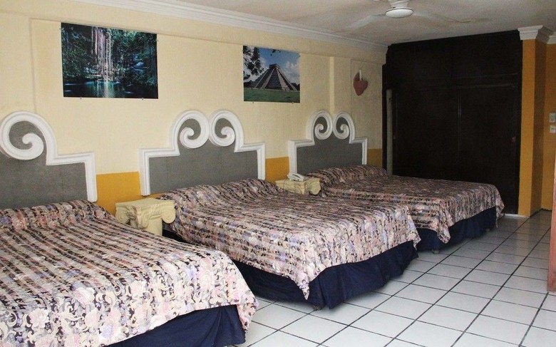 Hotel Suites Elia Noemi