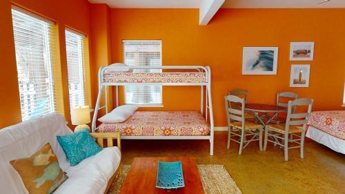Neptune's Retreat Townhouse