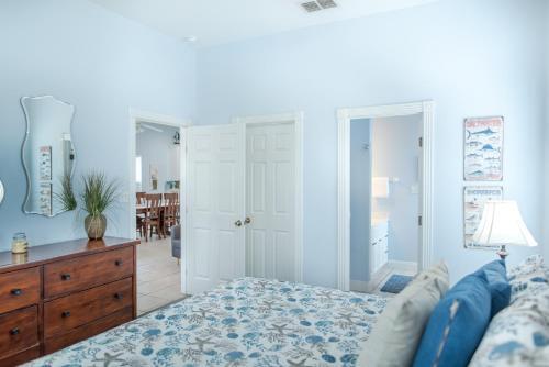 Coastal Cutie Home