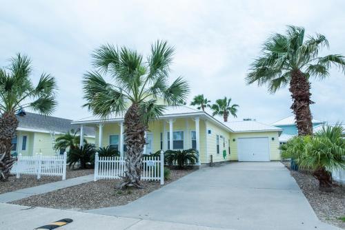 Coastal Cutie Home