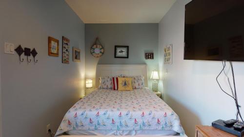 Saltwater Home