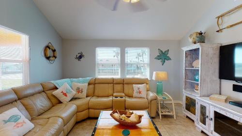 Bugtussle Beach House Home