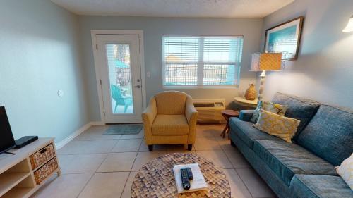 Apartamento 111 Sea Breeze Condo