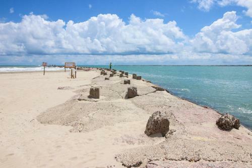 Fisherman's Paradise In Port Isabel-125 Windward Dr