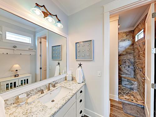 New Listing! Newly Built Waterfront Home With Deck Home