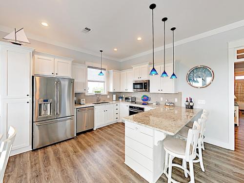 New Listing! Newly Built Waterfront Home With Deck Home