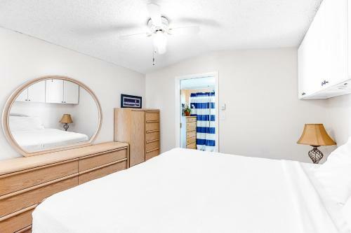 Long Island Village Unit 638 Sand Dollar Drive