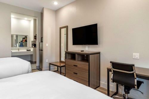 Hotel Clarion Pointe