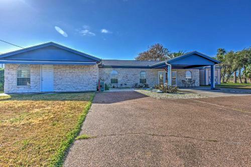 Spacious Waterfront Rockport Home With Private Dock!