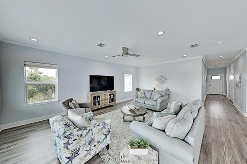 New Waterfront Home - Salt Lake & Copano Bay Views! Home