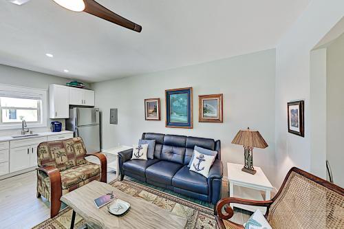 Apartamento Walk To Beach! Updated Hideaway With New Kitchen Apts