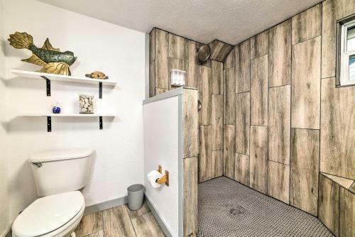 Apartamento The Salty Lime 1 Canal Front Apt With Dock And Kayak!