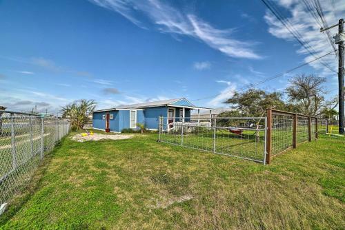 Copano Bay Cottage With Private Dock And Kayaks!