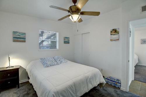Pjs At Little Bay Home