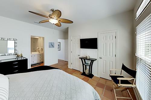 Luxury Key Allegro Home With Boat Dock & 2 Kayaks Home