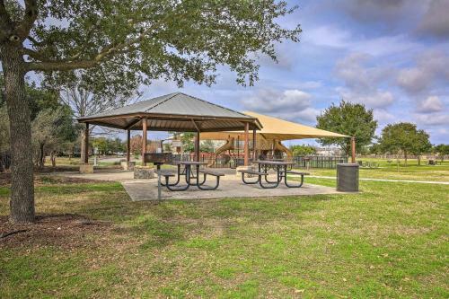San Antonio Home With Pool Access - By Seaworld!