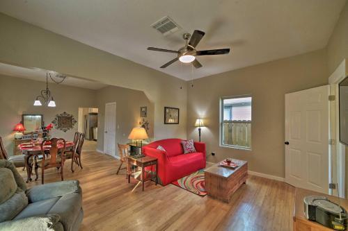 Cottage In Prime Location, Walk To The Alamo!