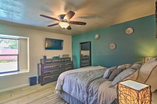 San Antonio Oasis With Yard, Pool And Outdoor Bar!