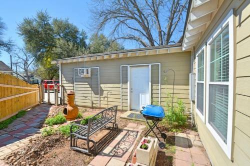 Elm Street Cottage
