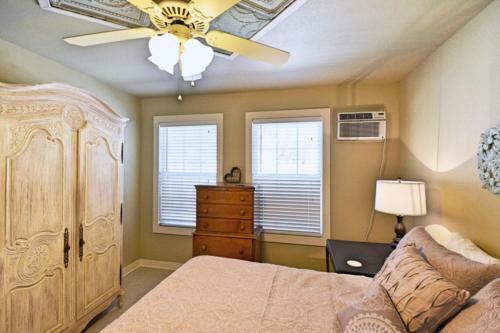 Elm Street Cottage
