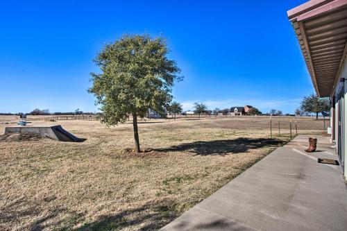 Large Home On 53-acre Ranch With Pool And Stalls!