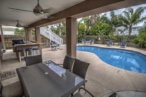 Blue Marlin Single Family Residence! 4 Bedrooms! Home