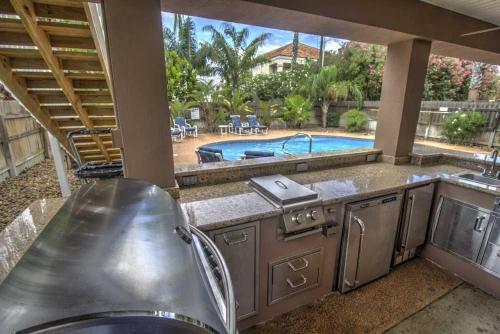 Blue Marlin Single Family Residence! 4 Bedrooms! Home