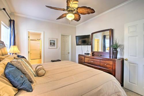 Apartamento South Padre Island Condo With Pool Access And Balcony!
