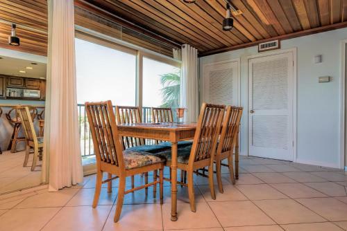 Sea Gull Beachfront Condos By Padre Getaways