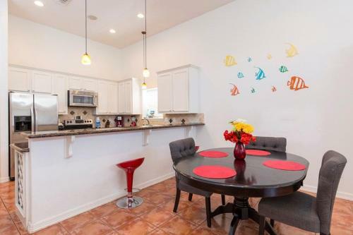 Casa Picasso Mediterranean Style Villa