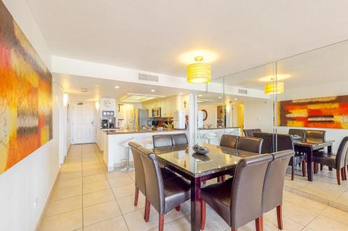 Ocean Vista #102