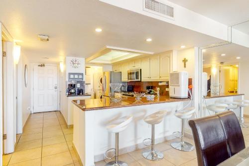 Ocean Vista #102
