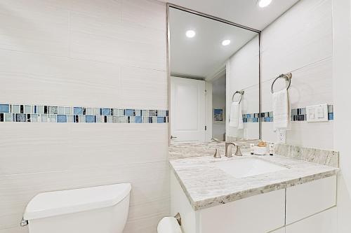 Apartamento 4400 Gulf Blvd Condo Unit 107
