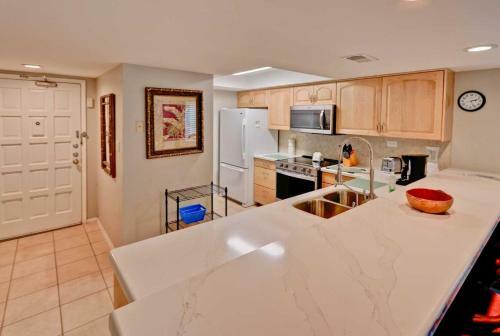 Apartamento Beachview 206 Condominium Condo