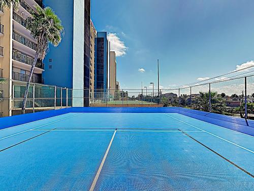 Apartamento New Listing! All-suite Gulf-front Getaway With Pools Condo
