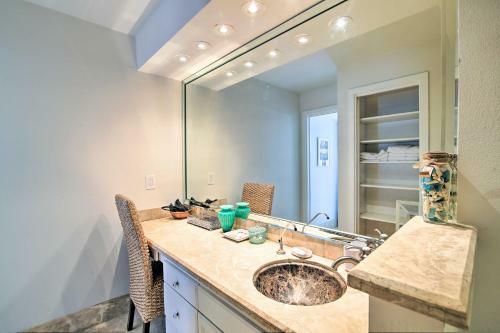 Apartamento Modern Beachfront Condo Pool And Beach Access!