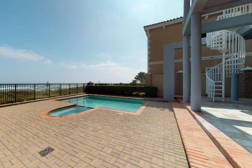 Villas Beach Front Home 6518