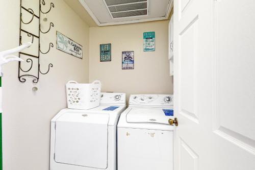Sand Dollar Retreat