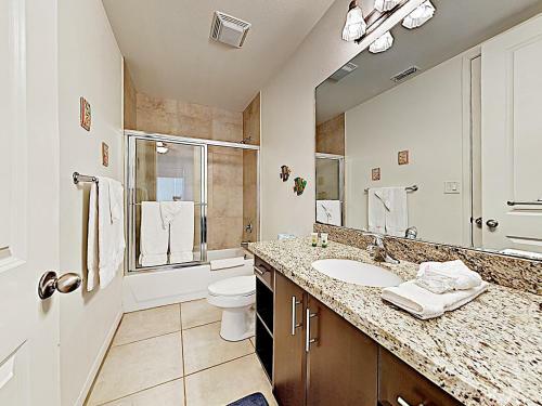 Apartamento New Listing! Modern Beach Condo With Infinity Pool Condo