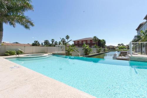Las Marinas Condo 301 With Boat Slip
