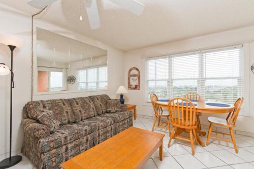 Aparthotel Gulfview II Condominiums By Padre Island Rentals