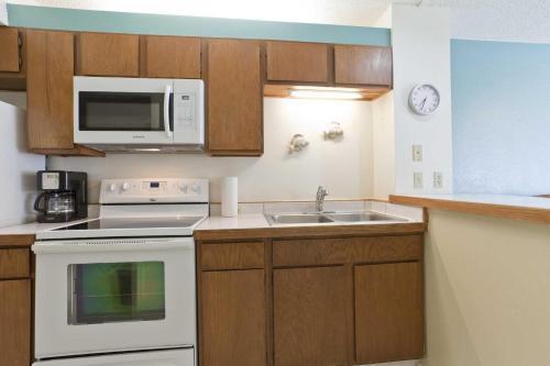 Aparthotel Gulfview II Condominiums By Padre Island Rentals
