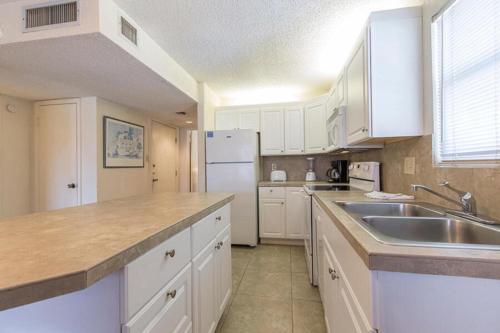 Aparthotel Gulfview II Condominiums By Padre Island Rentals