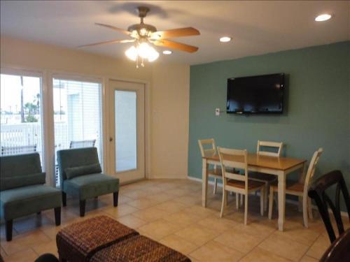 Gulfpoint Condos K1112
