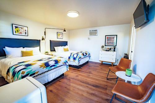 Hotel Stonewall Motor Lodge