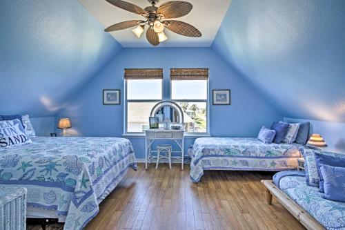 Cozy Surfside Beach House With Deck And Gulf Views!
