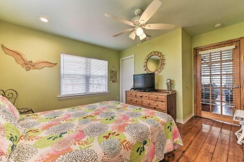Surfside Beach Home With Large Deck, 1 Block To Beach