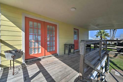 Gulf Coast Home Walking Distance - Surfside Beach