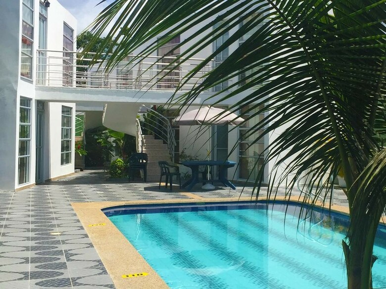 Zuruma Hotel